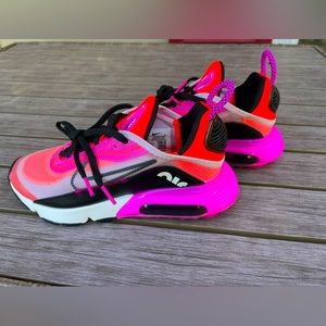 Nike Air Max 2090 Women’s Iced Lilac Fire Pink CK2612-500 Size 5.5